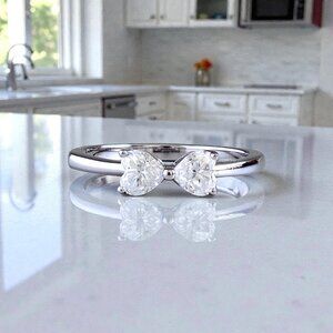 925 Sterling Silver Moissanite Ring Size 5